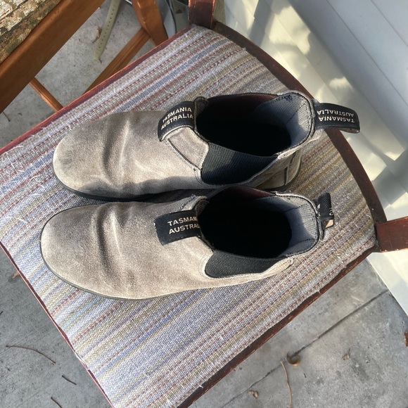 Blundstones boots - Picture 2 of 3